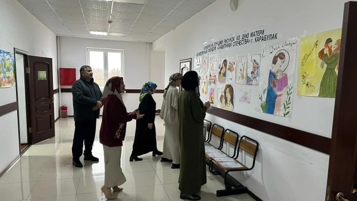 Новости Ингушетии: В Карабулаке вручили денежные призы победителям детского конкурса рисунков