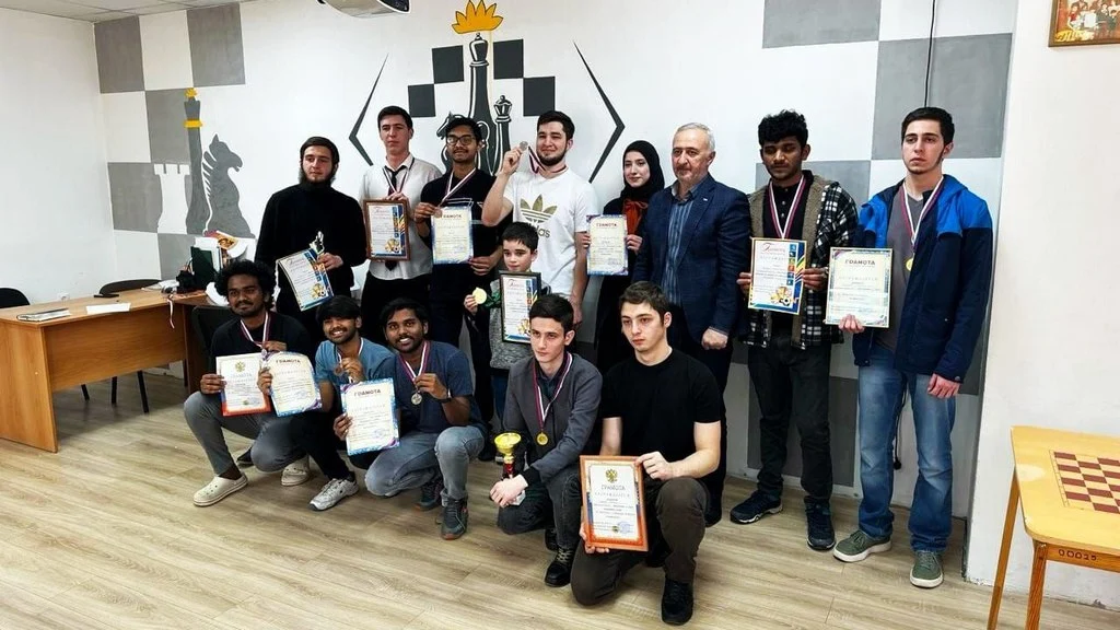 Новости Ингушетии: Иностранных студентов в Ингушетии поощрили грамотами