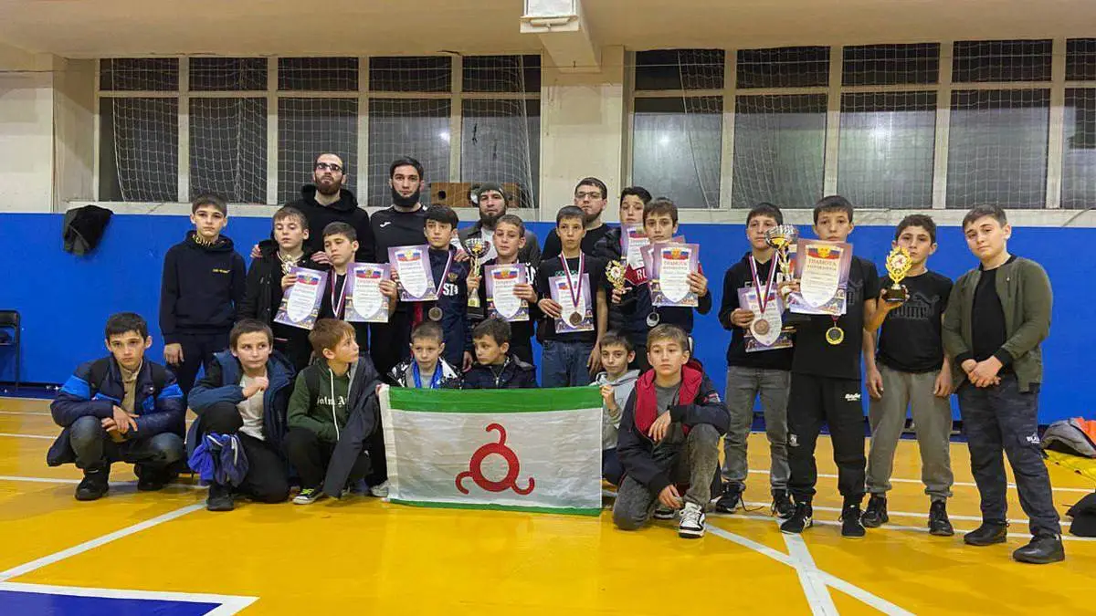 Новости Ингушетии: Малгобекские борцы вернулись с медалями с межрегионального турнира