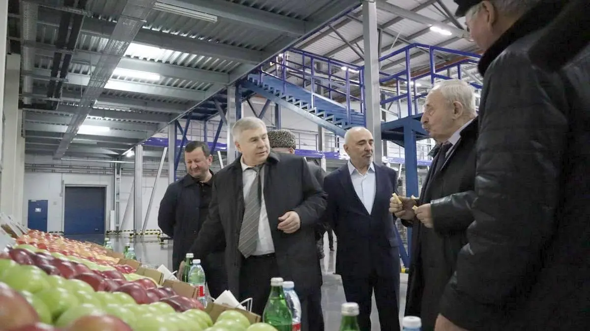 Новости Ингушетии: Единороссы Ингушетии встретились с коллективом ООО «Сад-Гигант»