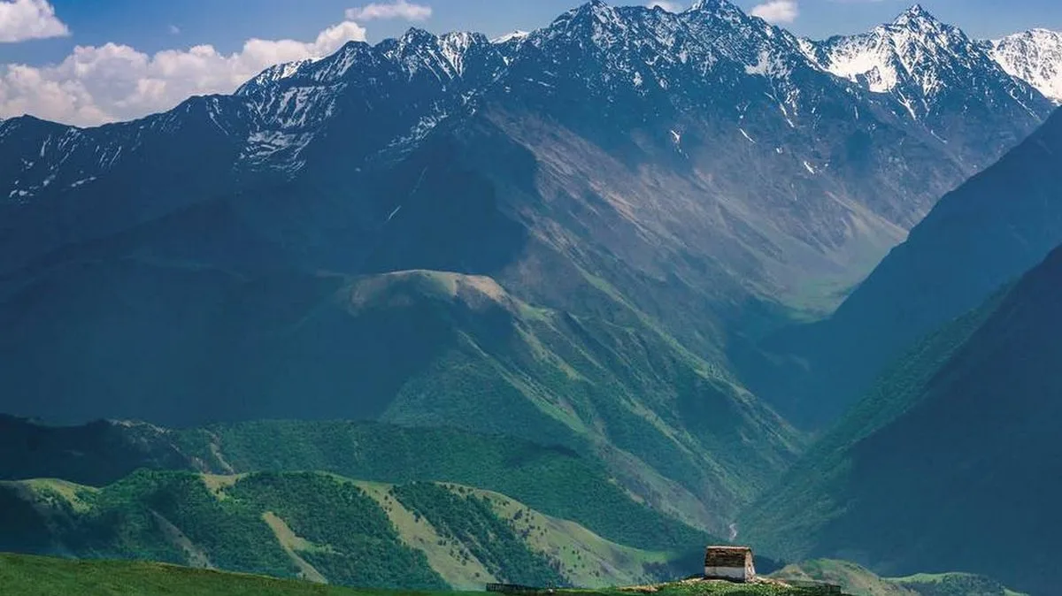 Новости Ингушетии: Горы Ингушетии привлекают внимание туристов из разных уголков страны