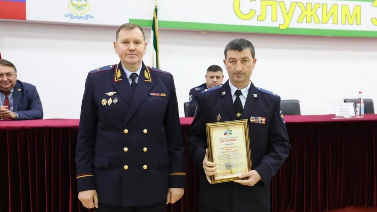 Новости Ингушетии: В Ингушетии наградили отличившихся офицеров следственных подразделений