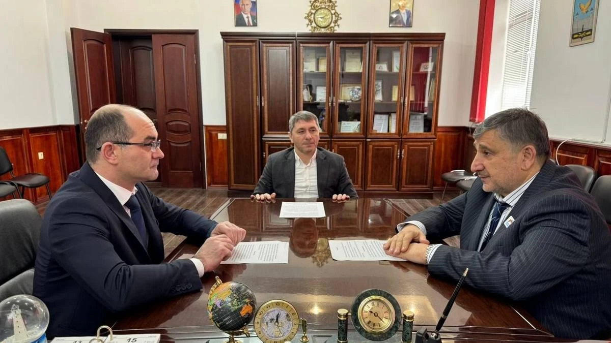 Новости Ингушетии: Фонд «Защитники Отечества» и мэрия Карабулака вместе заботятся о бойцах СВО