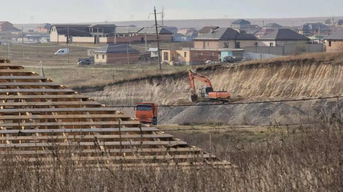 Новости Ингушетии: Инспекторы Минприроды Ингушетии пресекли незаконную добычу ПГС