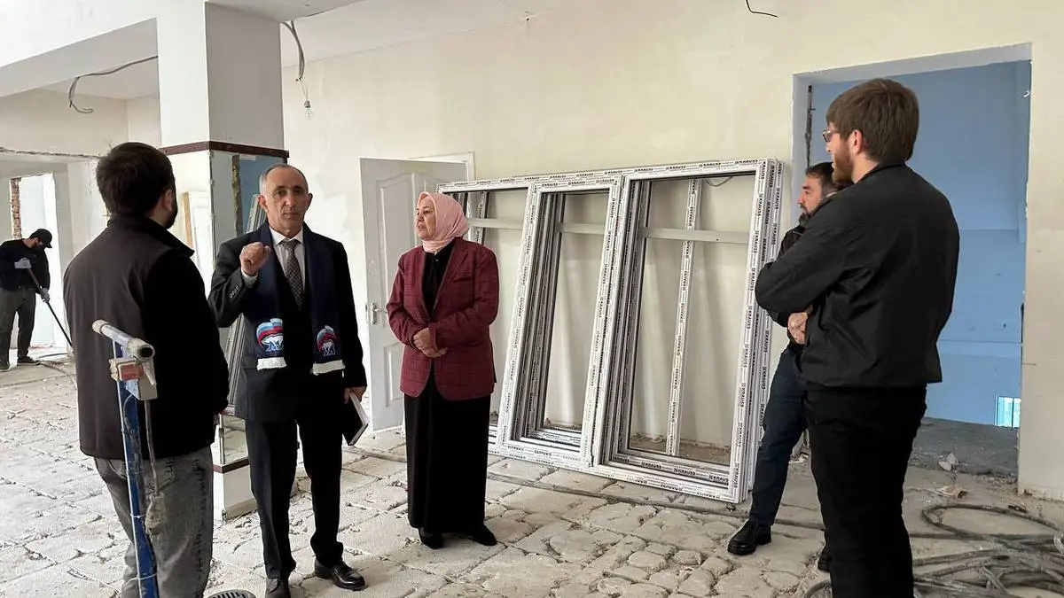 Новости Ингушетии: Партдесант «Единой России» провел мониторинг хода капитального ремонта гимназии №1 г. Карабулак