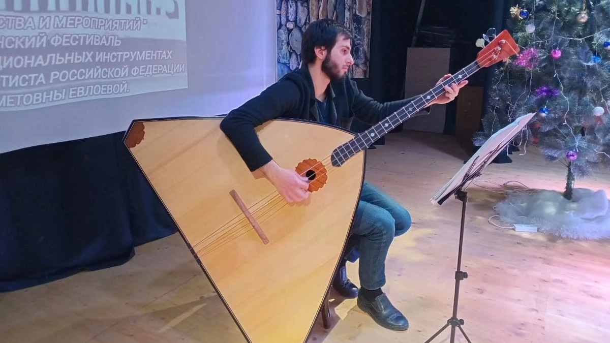 Новости Ингушетии: Студент колледжа искусств Ингушетии готов посвятить свою жизнь музыке