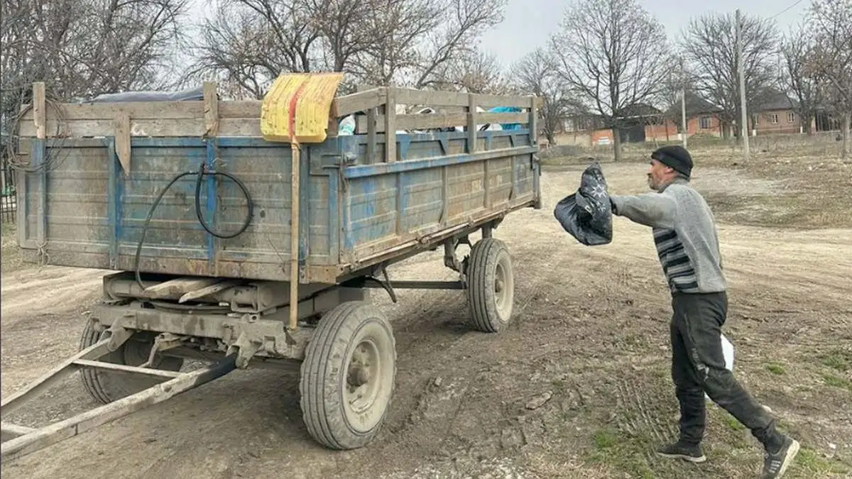 Новости Ингушетии: Рядом с городским прудом и на главных улицах Сунжи провели уборку
