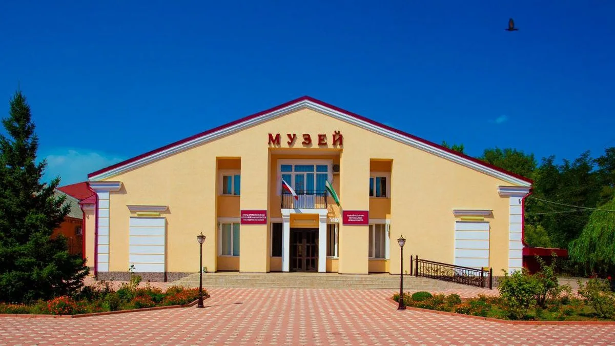 Новости Ингушетии: В Госмузее ИЗО Ингушетии работает выставка «Победный май 45-го...»