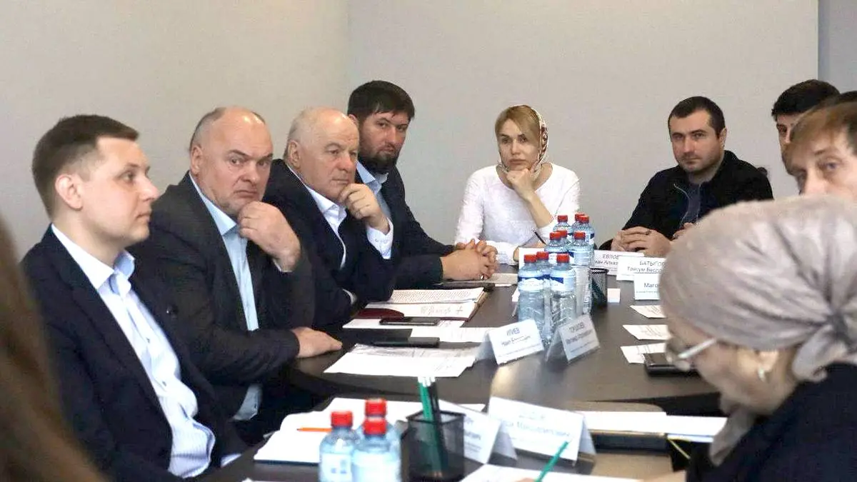 Новости Ингушетии: ГӀалгӀайчен минпромсвязе дийцар, «къайлагӀа» лелаеча экономикаца къовсам лоаттабарах