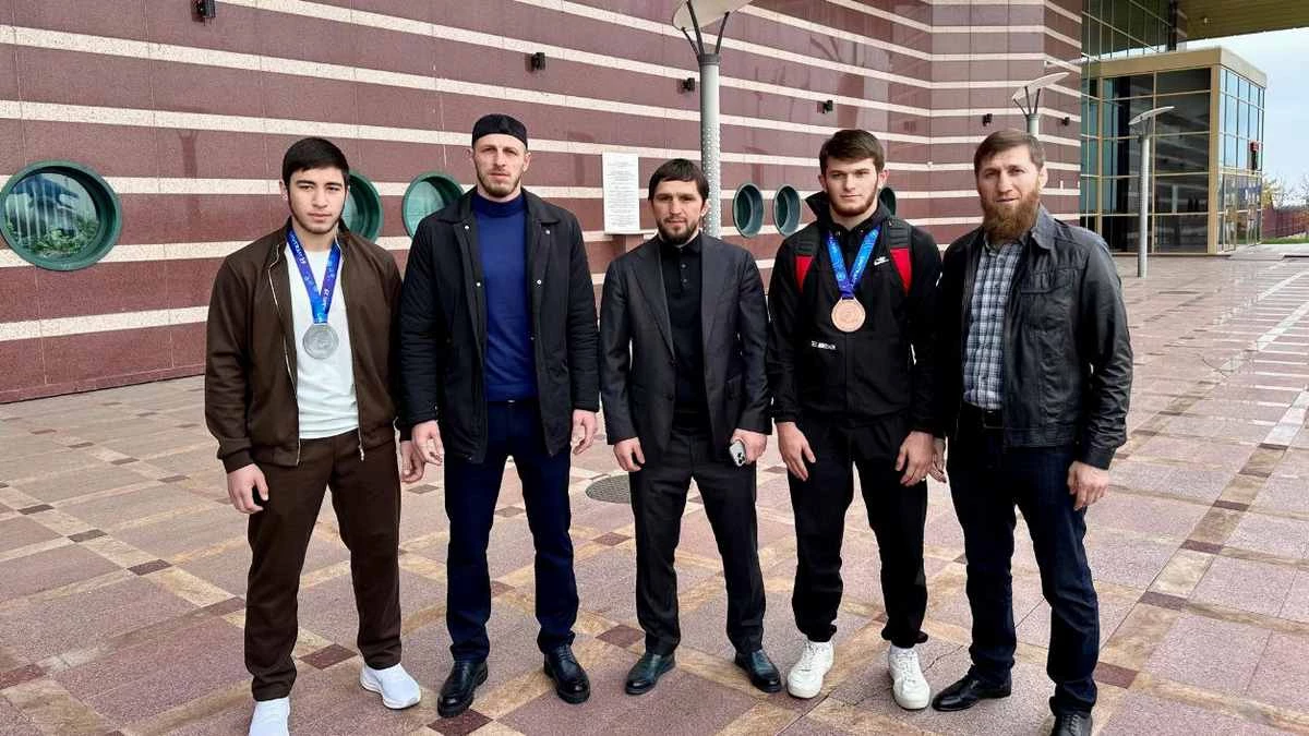 Новости Ингушетии: В аэропорту «Магас» встретили  призеров Первенства мира по панкратиону
