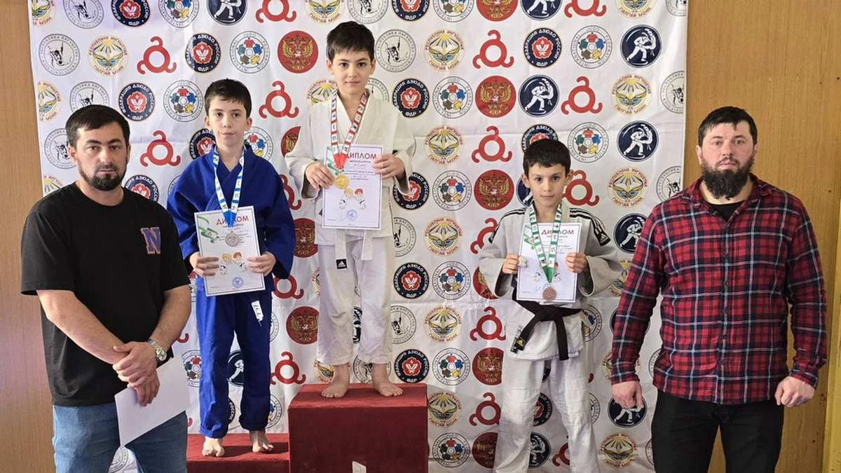 Новости Ингушетии: 6 золотых медалей завоевали дзюдоисты Яндаре на Открытом турнире