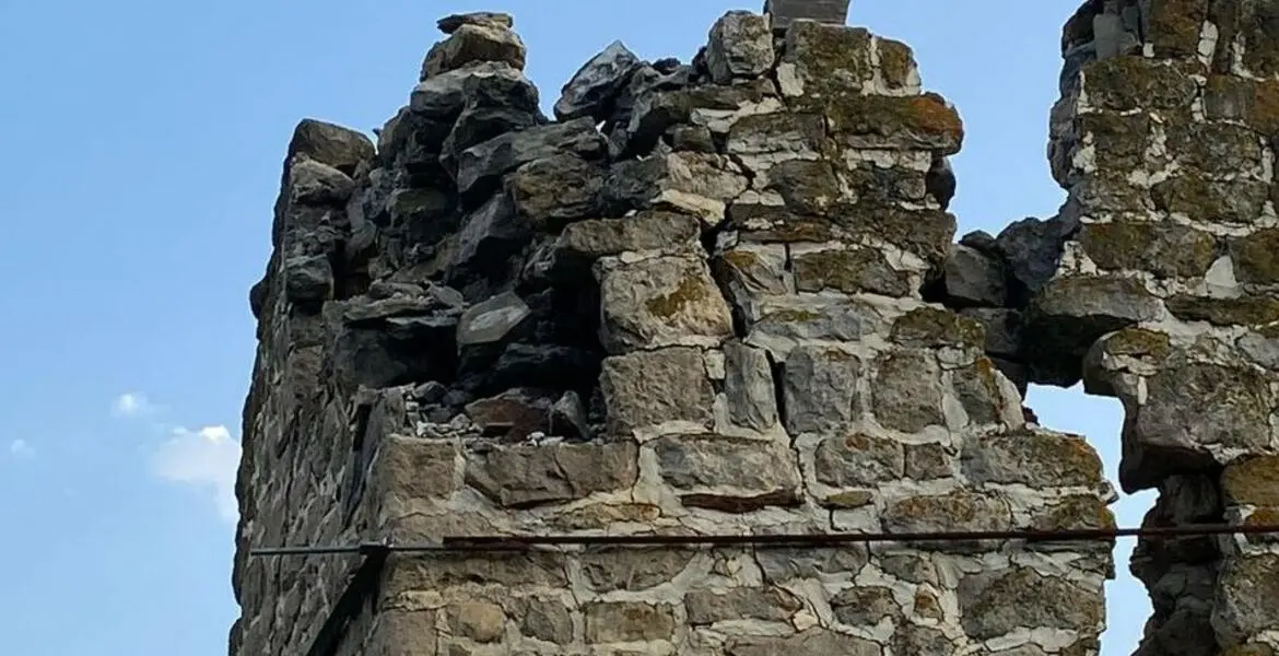 Новости Ингушетии: В Ингушетии вызывает тревогу состояние башенного комплекса Фалхан