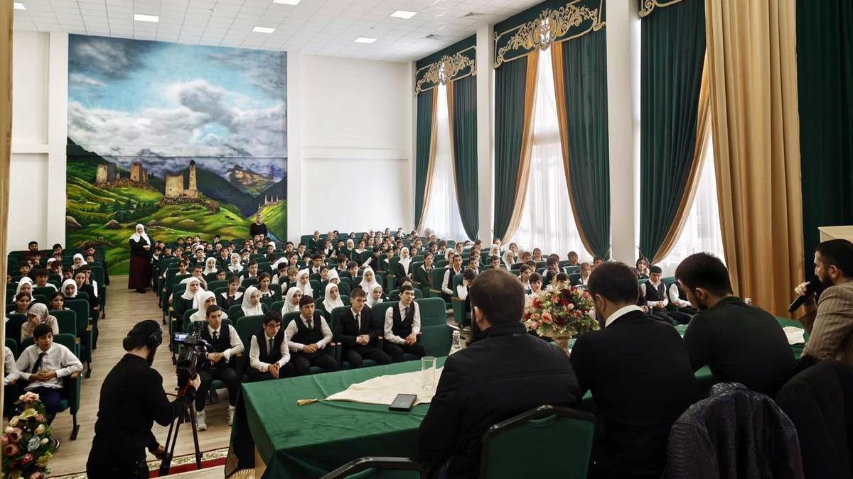 Новости Ингушетии: Сурхо тӀарча  №5 йолча юкъерча ишколе хьехам бир