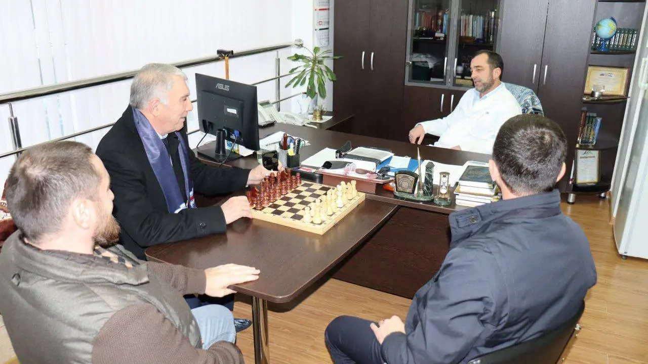 Новости Ингушетии: «Партийный десант» единороссов Ингушетии проверил работу двух медучреждений