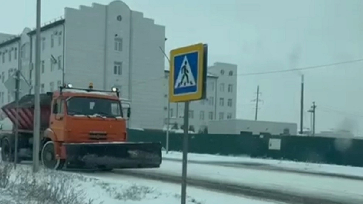 Новости Ингушетии: В Назрани Ингушетии ведутся работы по обработке дорог, ведущих к социальным объектам