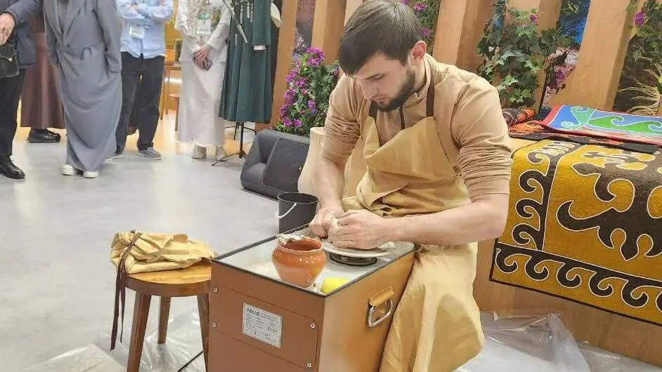 Новости Ингушетии: Гончар из Ингушетии поразил своим талантом гостей выставки-форума «Россия»