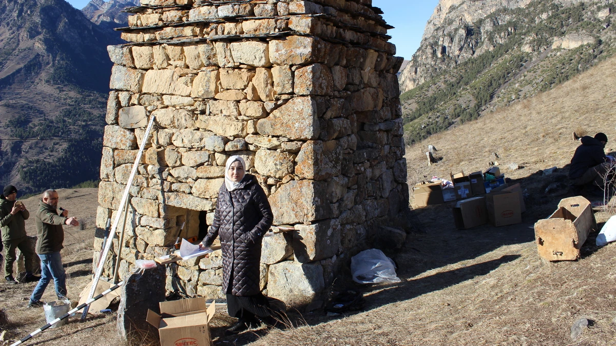 Новости Ингушетии: Сотрудники РДНТ Ингушетии совершили экспедицию в башенный комплекс Гирети