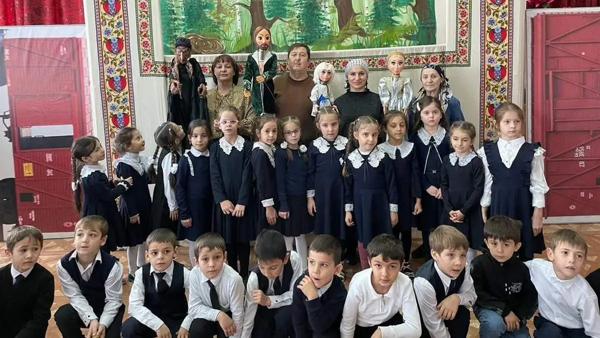 Новости Ингушетии: Ингушский ТЮЗ закончил свою работу в школах Сунженского района