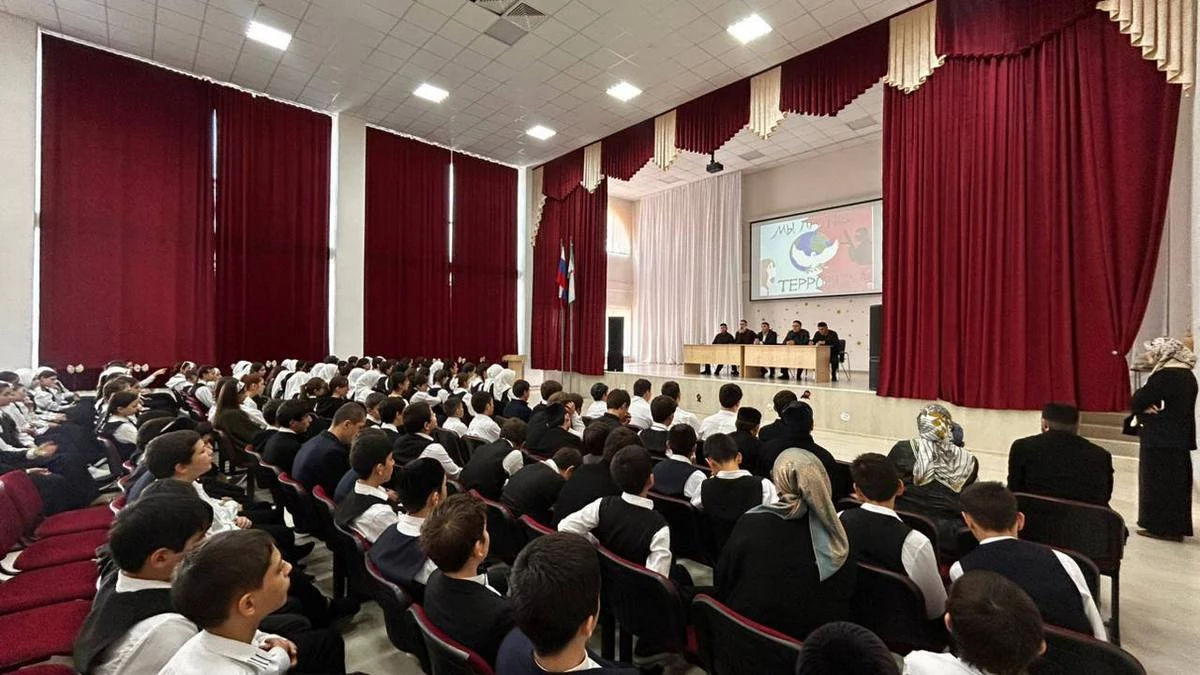 Новости Ингушетии: Со школьниками села Средние Ачалуки поговорили о мире и безопасности