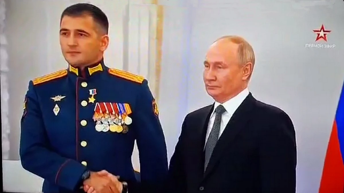 Новости Ингушетии: Владимир Путин вручил звезду Героя России  Султану Хашегульгову