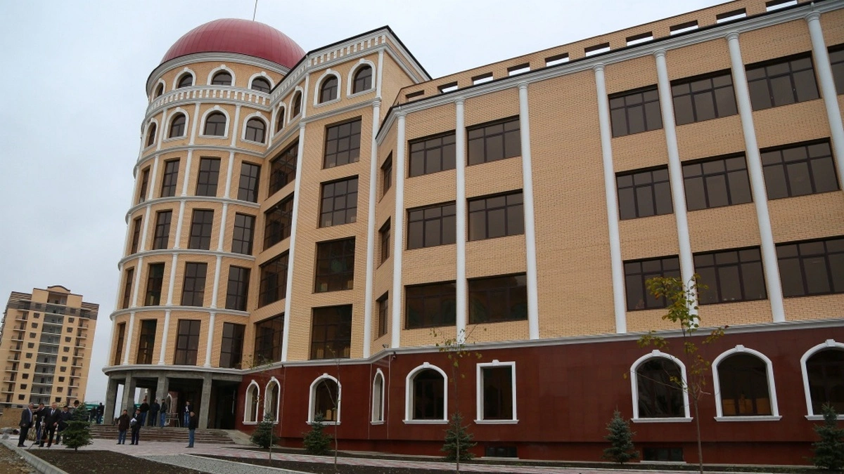 Новости Ингушетии: ГӀалгӀайчен паччахьалкхен университете дӀабихьар, «Вовзаш воаца дешархо» яха болам.