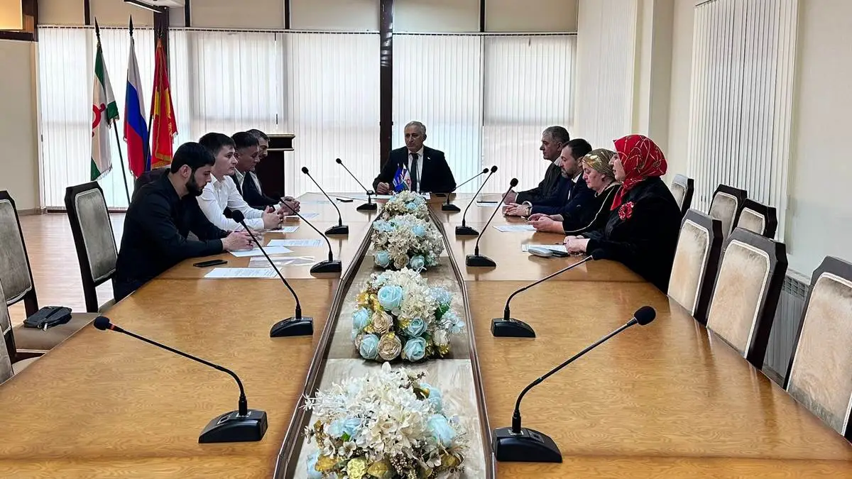 Новости Ингушетии: В Магасе состоялось заседание Регионального совета сторонников Партии «Единая Россия»