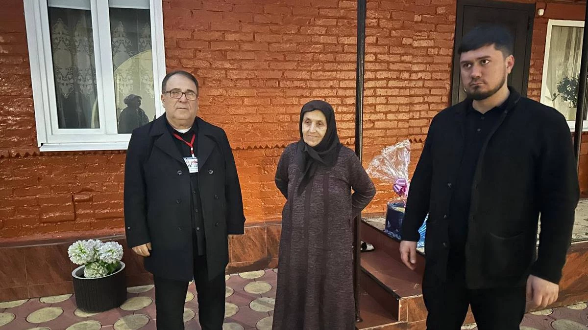 Новости Ингушетии: В честь Дня матери в Малгобеке навестили около 40 семей участников СВО