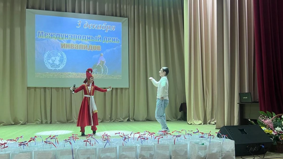 Новости Ингушетии: В Назрановском РДК подарили тепло особенным детям и их семьям