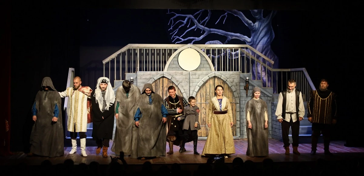 Новости Ингушетии: 30-й сезон Ингушский ТЮЗ открыл постановкой «Скупой рыцарь»