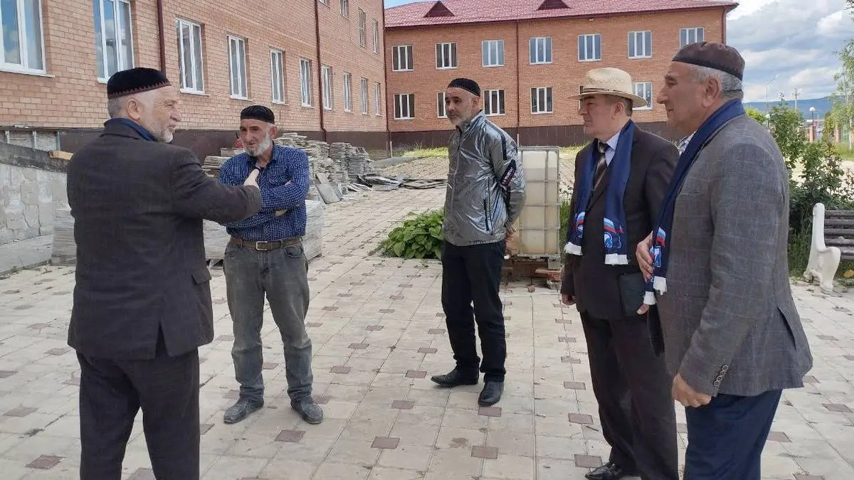 Новости Ингушетии: Партдесант «Единой России» в рамках Народной программы провел мониторинг капитального ремонта ГБОУ «ЦНО для детей с ОВЗ»