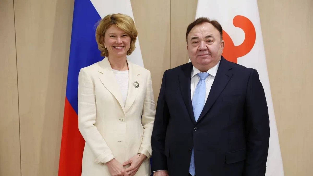 Новости Ингушетии: Калиматов наградил министра сельского хозяйства РФ Оксану Лут орденом «За заслуги»