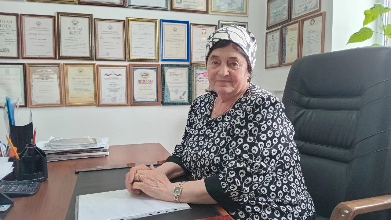 Новости Ингушетии: Директор Сунженского районного Дома культуры 50 лет дирижирует переменами