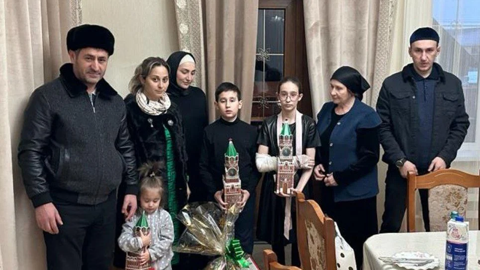 Новости Ингушетии: В Малгобекском районе Ингушетии навестили семью Героя России Мустафы Бокова