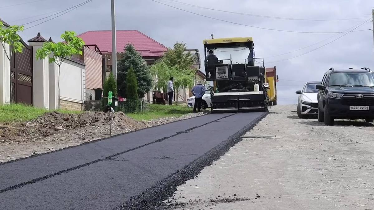 Новости Ингушетии: Жителей еще одной улицы Назрани обеспечили асфальтированным покрытием