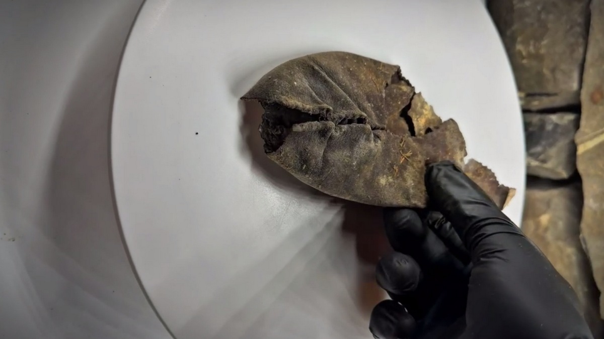 В Гирети Ингушетии нашли фрагмент кожаной обуви