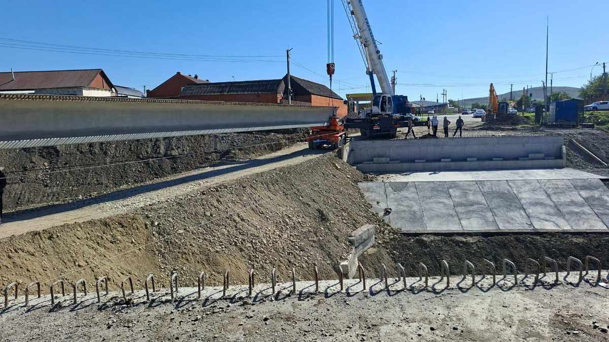 В селе Средние Ачалуки Ингушетии активно идет реконструкция моста