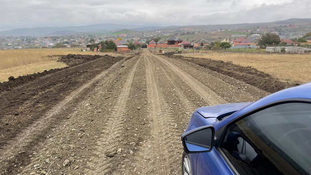 В Верхних Ачалуках обновили дорожное полотно на участке в 300 метров