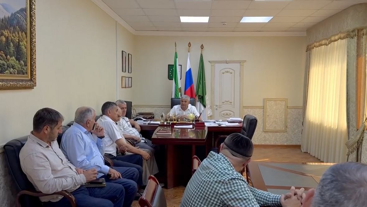 В Малгобекском районе обсудили ключевые вопросы развития территории