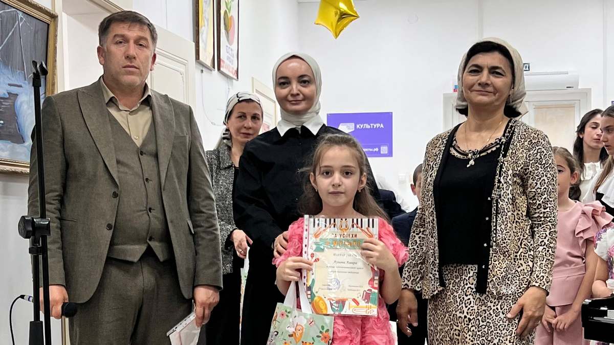 Новости Ингушетии: Две сестры из Карабулака Ингушетии выиграли конкурс «Изумрудный город»