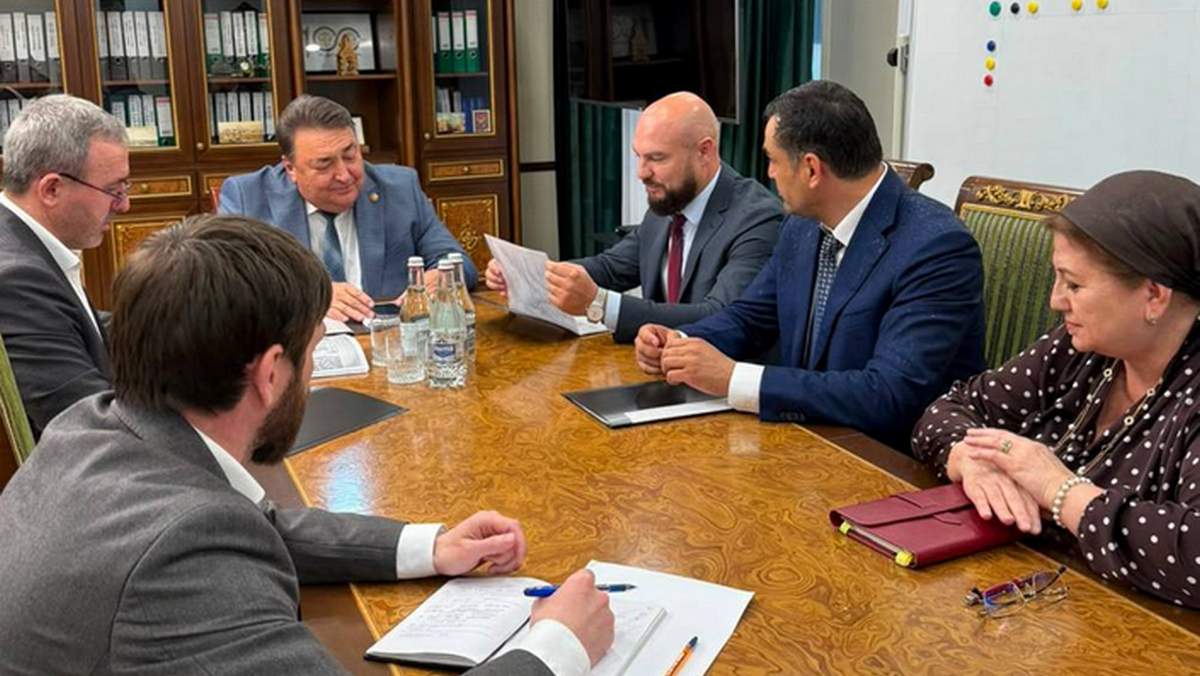 В Магасе обсудили взаимодействие Правительства Ингушетии с Почтой России