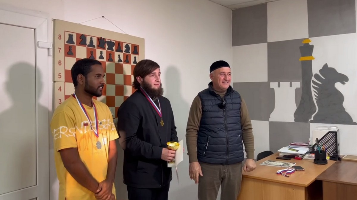 ЦКСиТ Магаса проверил навыки учащихся ИнгГУ по игре в шахматы