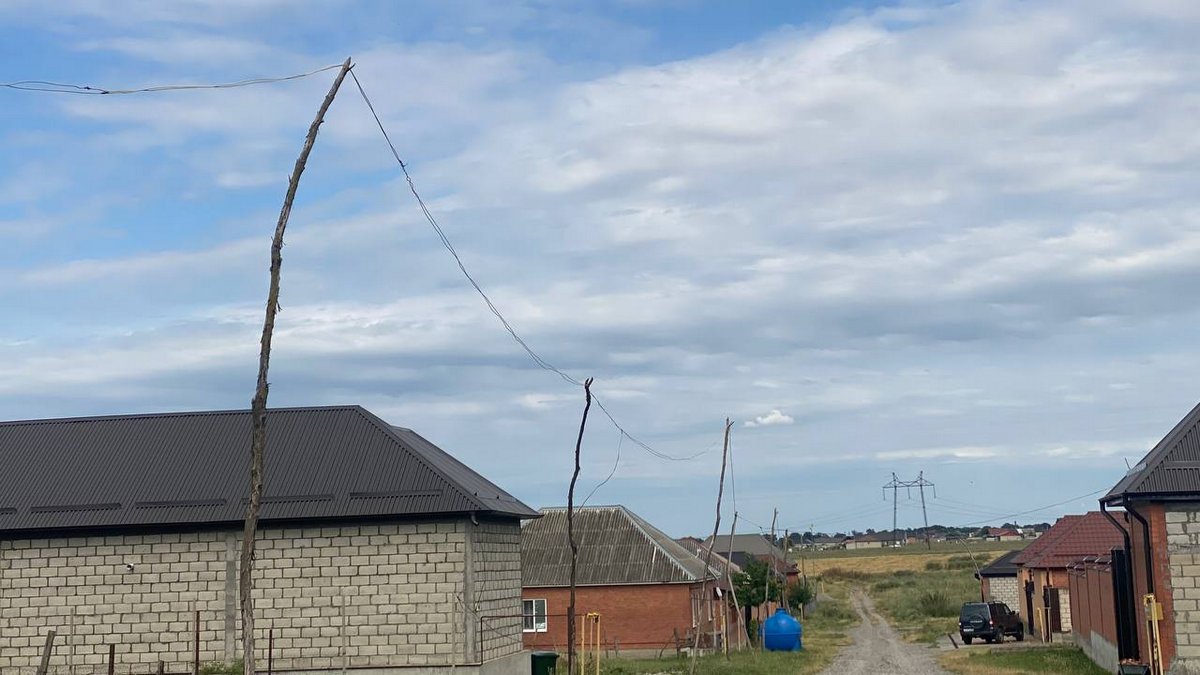 В Инарках заменят опоры линий электропередачи по обращению участника СВО