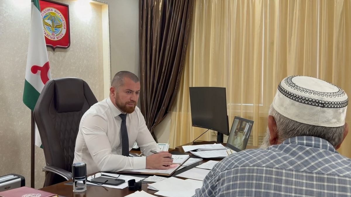 Новости Ингушетии: На приеме граждан в Сунже 12 жителям помогли решить проблемные вопросы