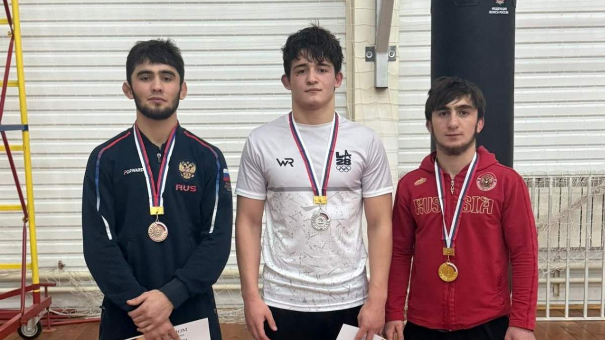 Борцы вольного стиля из Долаково - призеры Республиканского Первенства