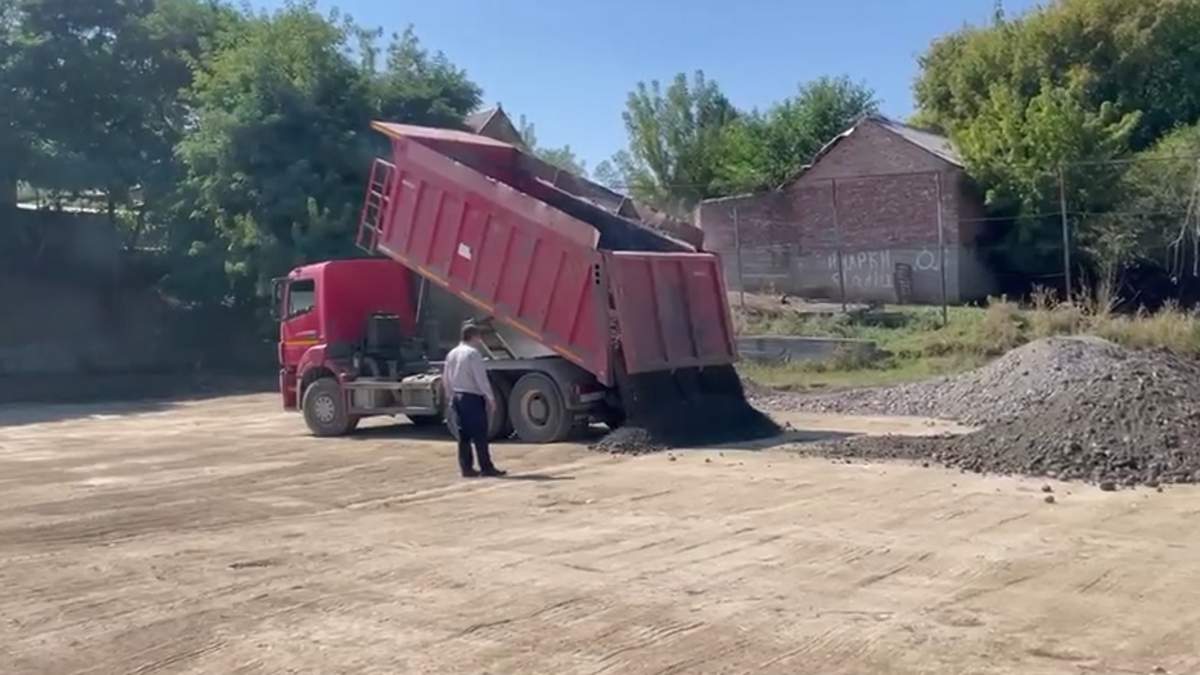 Новости Ингушетии: В Малгобекском районе по федеральному проекту строят новую спортплощадку