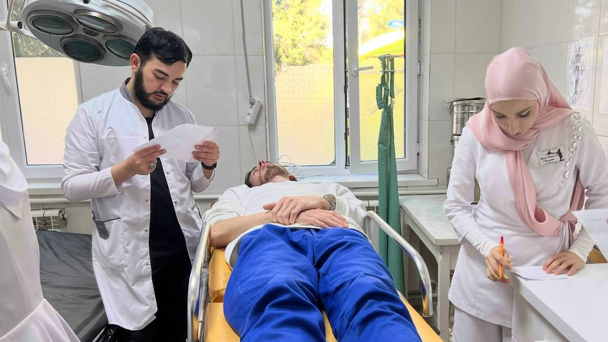 В Сунженской ЦРБ провели учения по ЧС с множеством пострадавших