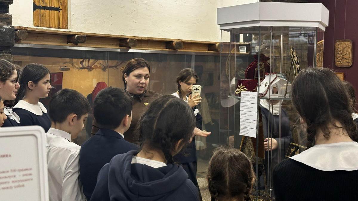 Школьники Ингушетии открывают собственный культурный код в Госмузее ИЗО