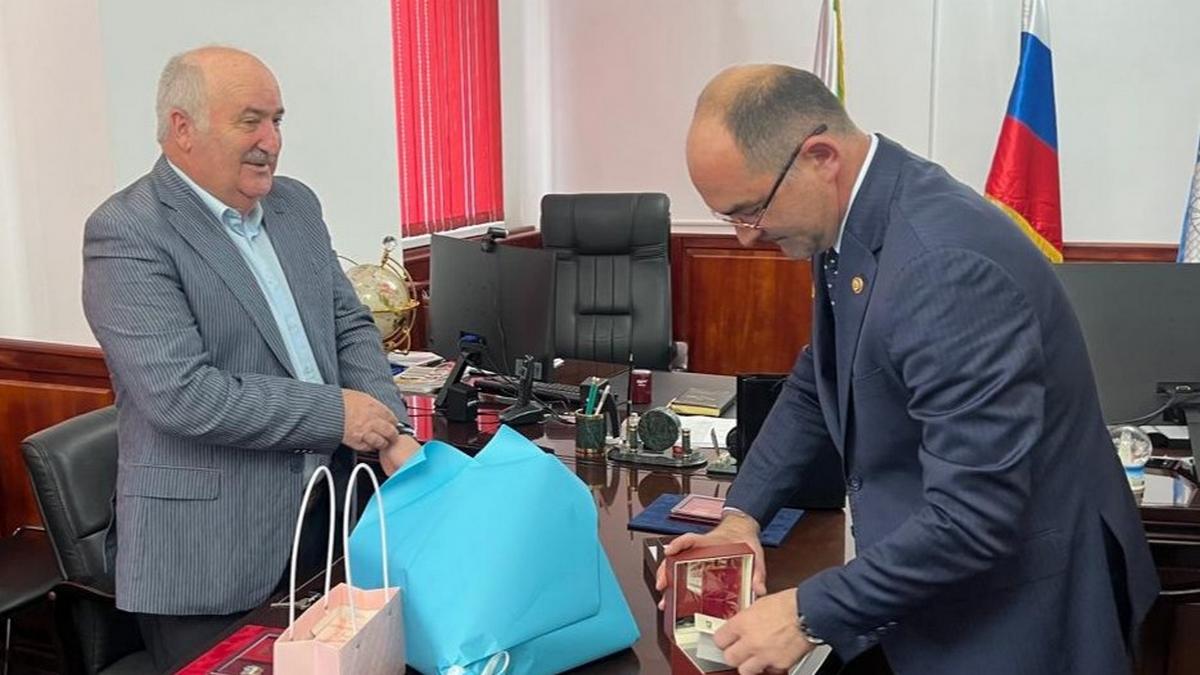 В Карабулака Ингушетии отметили заслуги выдающихся людей