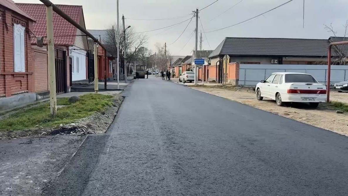 Новости Ингушетии: В Сунже на двух улицах проводят асфальтирование