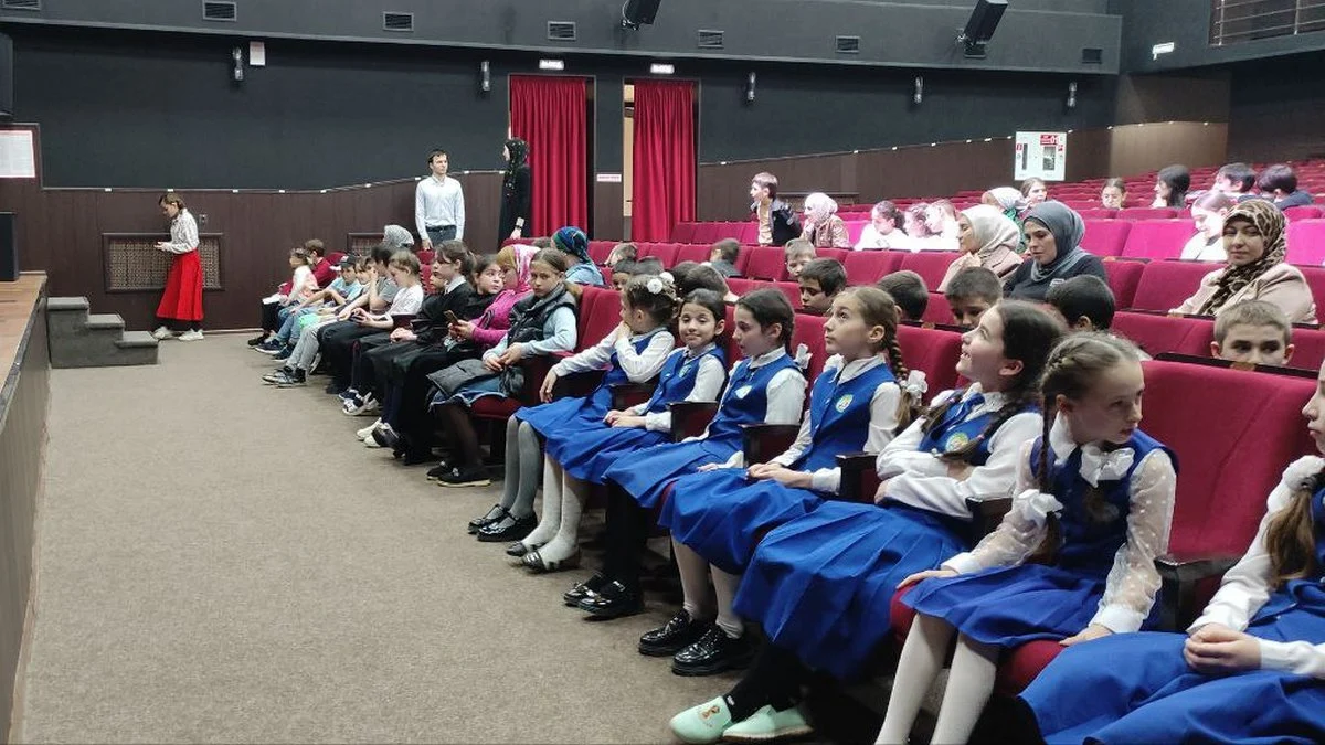 Новости Ингушетии: «Гадкий утенок» Ингушского ТЮЗа продолжает будить в детях добрые чувства